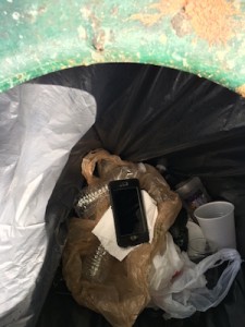 trash-phone